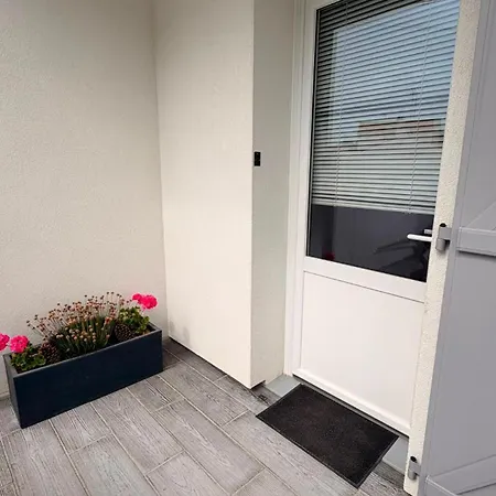 A-babord, Jolie Maison 2 Holiday home